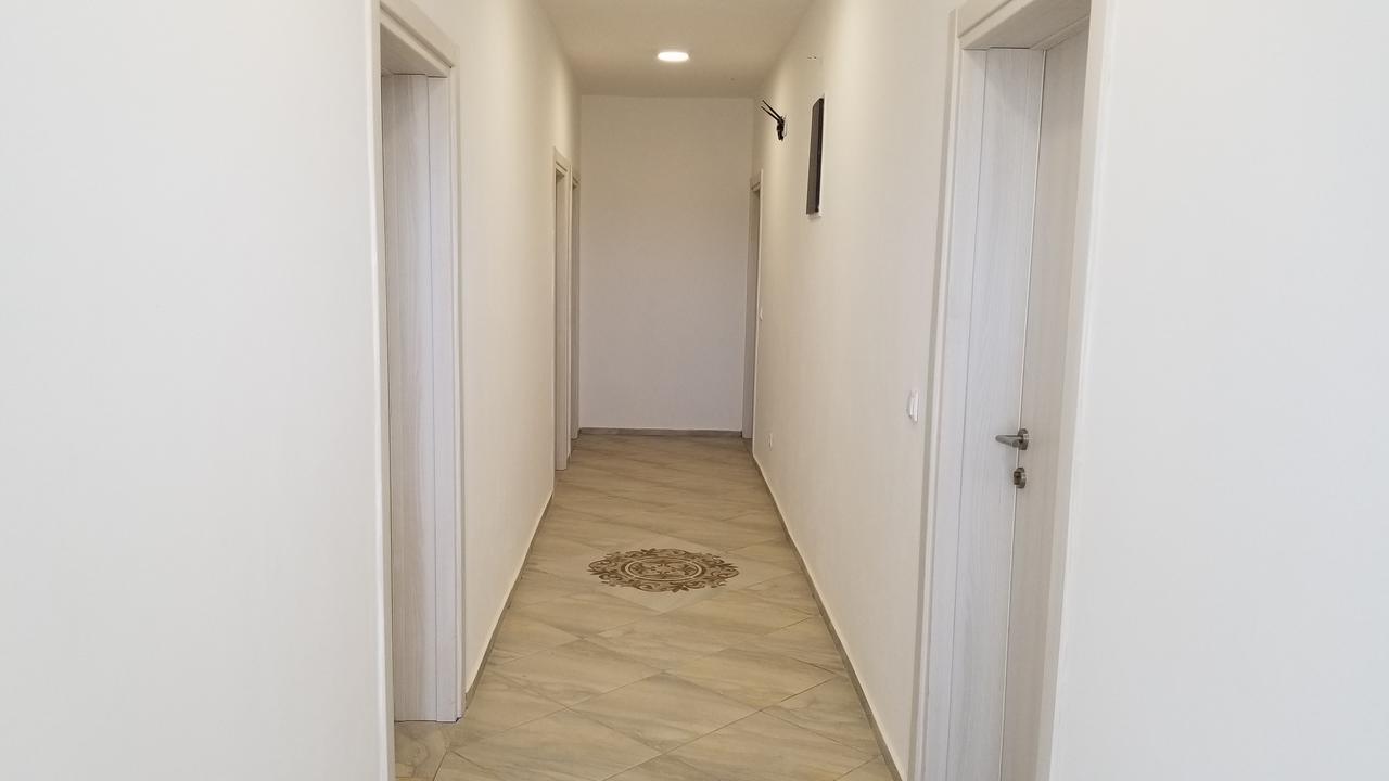 Riviera Inn Apartments Ulcinj Exterior photo